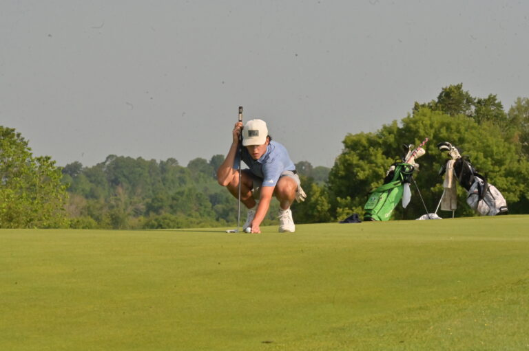 Javier Emerges On Top of Tight Leaderboard to End the Day; Round 1 Recap DSC_7290